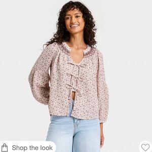 Universal Thread Pink Floral Tie-Front Peasant Blouse